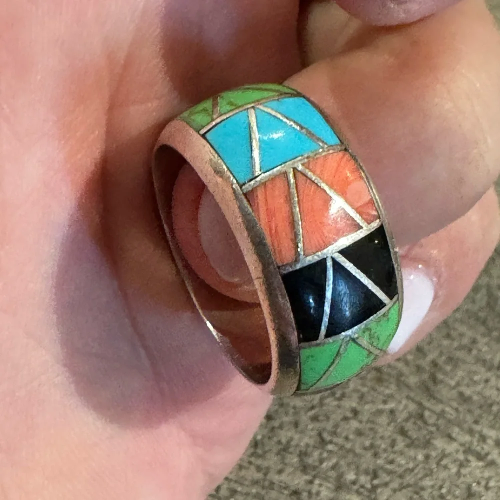Signed CJ ( Butler) Native American Navajo Turquoise Coral Onyx Ring 7.9G